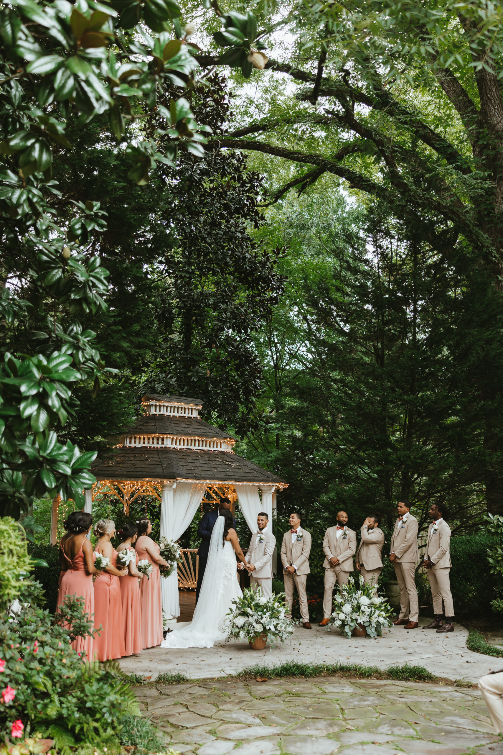 wedding photography at the cedars plantation in Acworth, GA