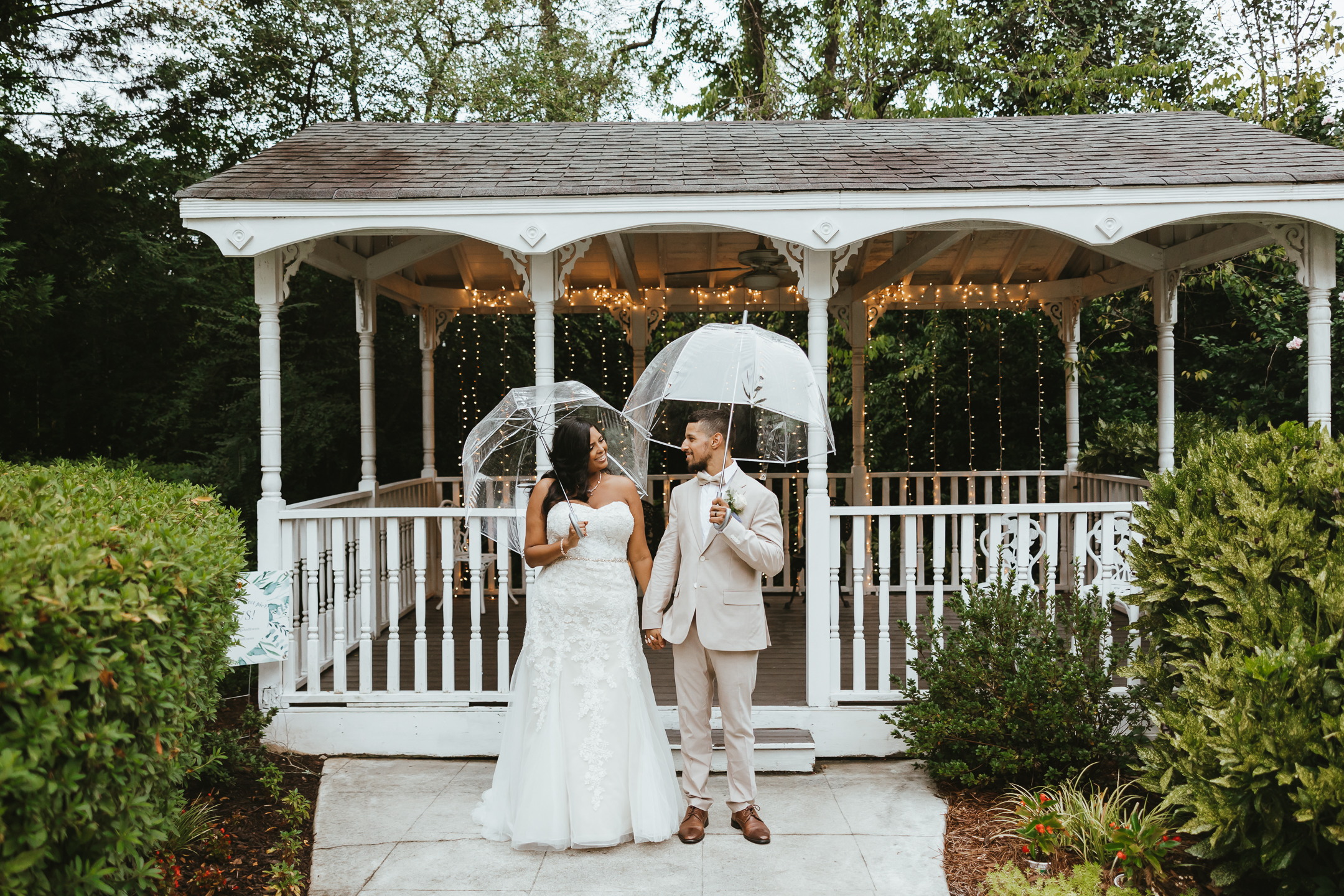wedding photography at the cedars plantation in Acworth, GA